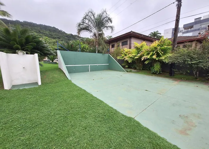 Paraiso Ubatuba - Praia Grande-Toninhas - Apartamento Cond Wembley Tenis